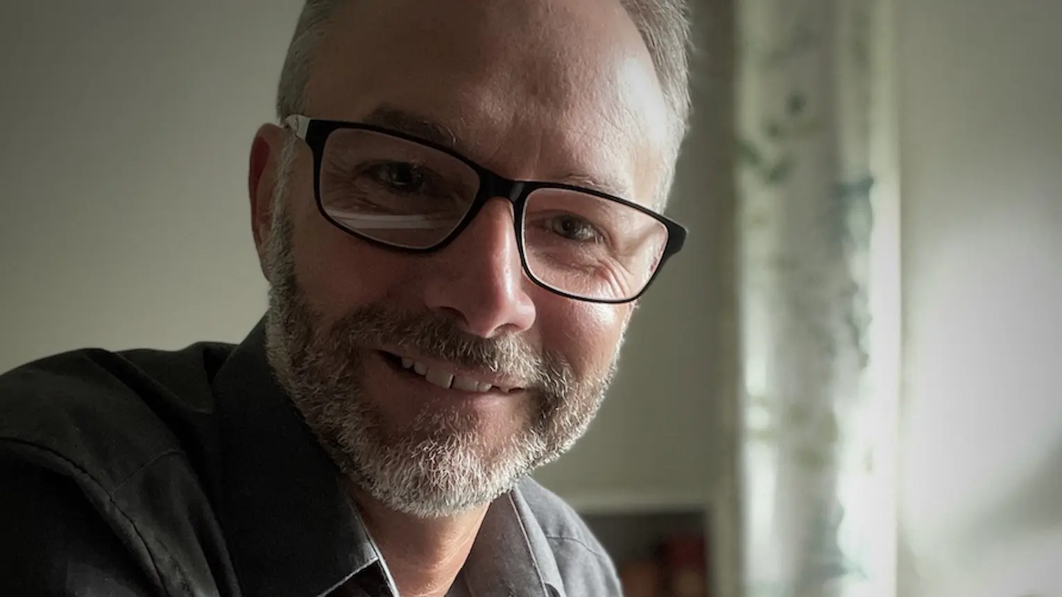 Neil Cox, hypnotherapist in Hayle, Cornwall
